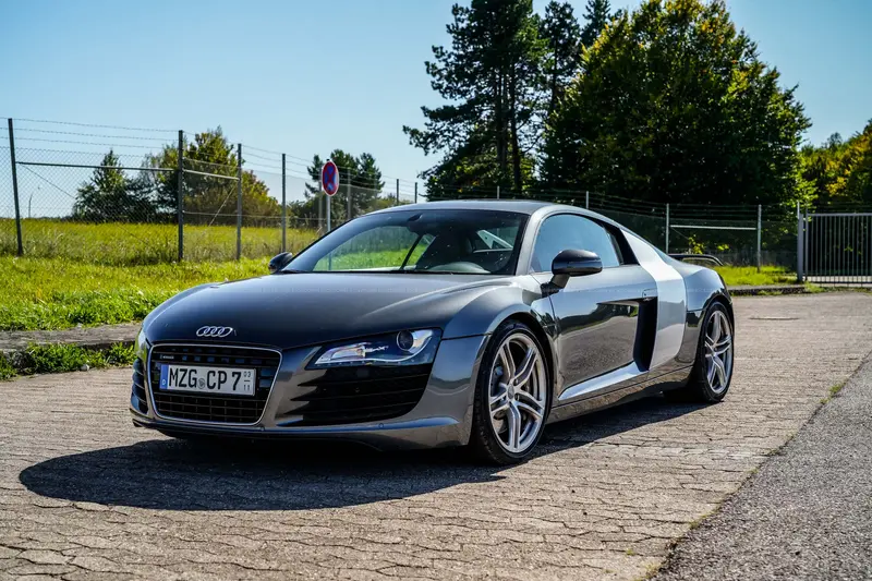 Audi R8 4.2 Quattro (2009), geringe Laufleistung, großer Service durchgeführt, gepflegter Gesamtzustand