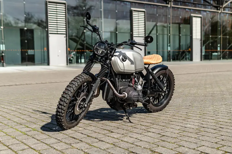 BMW R80 2nd hand Extensively restored Unique appraisal Note 1- (1983)