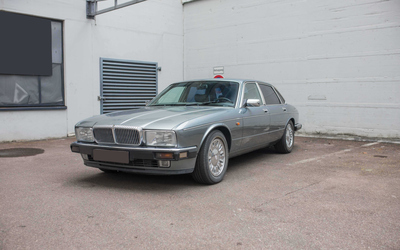Jaguar XJ12 Sovereign V12 (1994), matching numbers, only 56,400 km, H license plate
