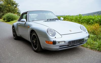 Porsche 911 993 Carrera Cabriolet (1995), klassische Farbkombination, gepflegtes Fahrzeug