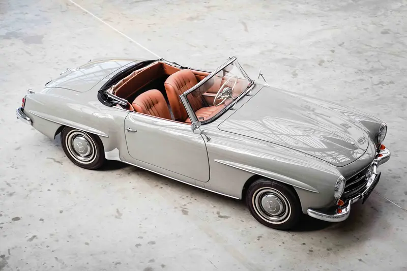 Mercedes-Benz 190 SL W121 Frame-Off Vollrestauriert perfekter Zustand umfangreiche Dokumentation Zementgrau (1961)