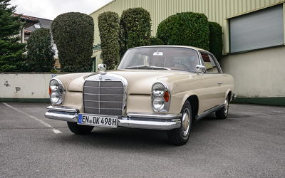 Mercedes-Benz W111 220 SEB/C €15,000 Investment Partially restored H license plate TÜV Approved Extensive documentation (1963)