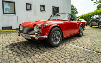 Triumph TR 4 IRS aus 3. Hand Restauriert 10.000 € investiert (1965)