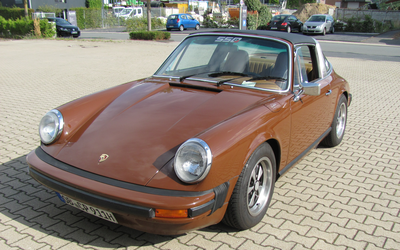 Porsche 911S Targa engine revision (1975)