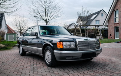 Mercedes-Benz W126 500 SE with H license plate and family-owned since 1991 (1987)