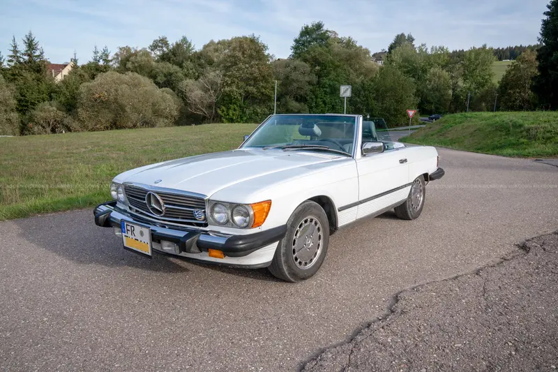 Mercedes-Benz 560 SL R107 (1988), verifiable mileage, with hardtop, Classic Data Note 2
