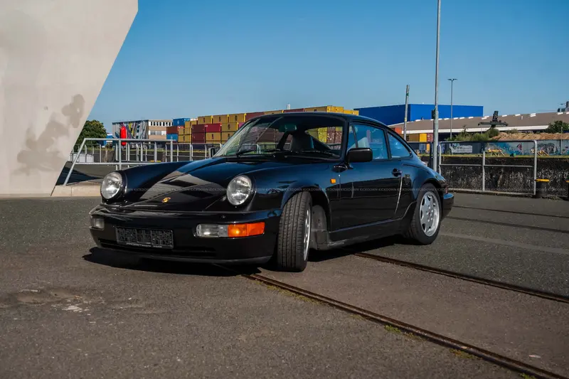 Porsche 911 964 Carrera 4 (1990), first registered in Germany, manual transmission, engine overhauled, Classic Data Note 2