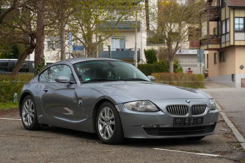 BMW Z4 Coupé 3.0si E86, low mileage, eight-spoke wheels, CarPlay radio included (2007)