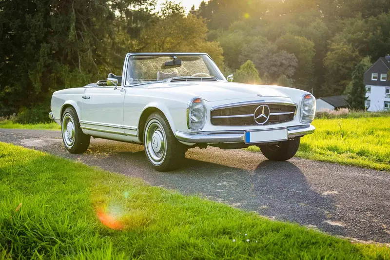 Mercedes Benz W113 230 SL Pagode Note 1- Motorrevision Sammlerfahrzeug fantastisches Exemplar (1965)