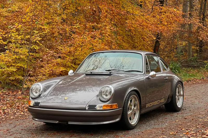 Porsche 911 Backdate Restomod 3.4L (1985)