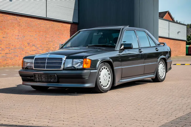 Mercedes-Benz W201 190E 2,3-16V umfangreich restauriert Motor revidiert Sebring Auspuff (1988)