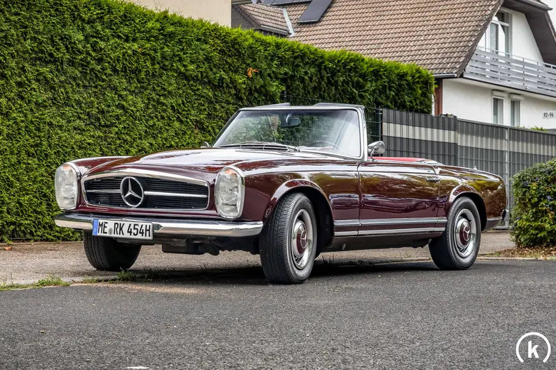 Mercedes-Benz W113 230 SL Pagoda restored engine overhauled (1965)