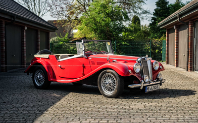 Gentry Mayflower (1969), aufgebaut auf Triumph Vitesse, mit Sechszylinder, TÜV und H-Kennzeichen