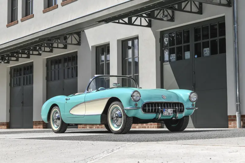 Chevrolet Corvette C1, restored, with certificate, engine overhauled, elegant color combination (1956)