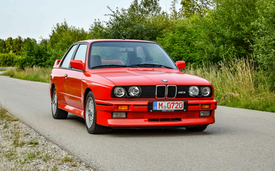 BMW E30 M3 aus 1. Hand unrestauriert Motor revidiert mit Wertgutachten Matching Numbers (1987)