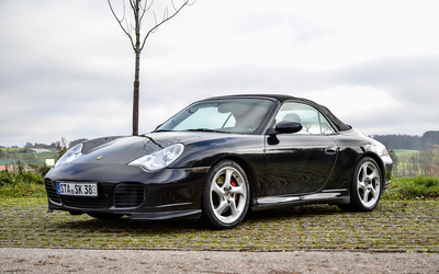 Porsche 996 Carrera 4S Cabriolet Teilrestauriert Motor Revidiert Deutsche Erstauslieferung Hardtop (2003)