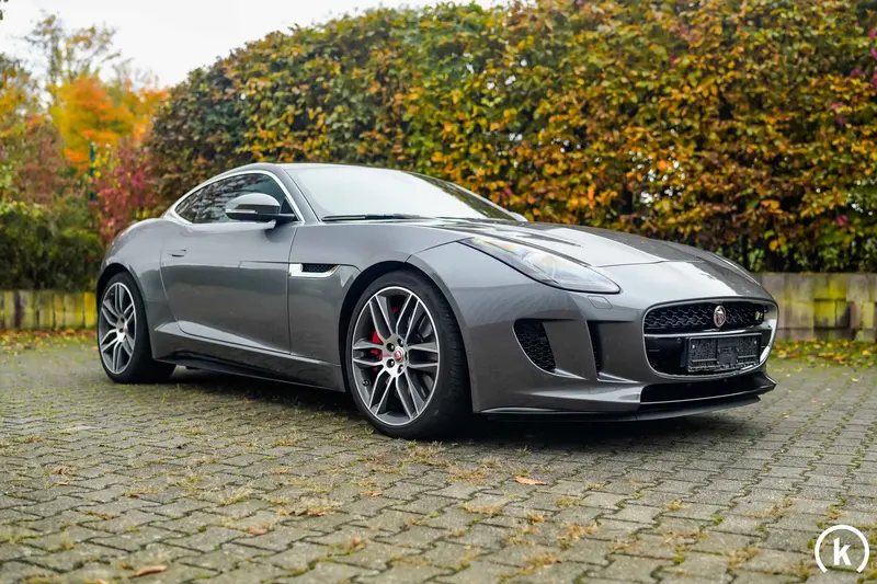 Jaguar F-Type R 5,0L V8 complete checkbook only 41,000 kilometers 2nd hand (2016)