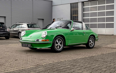 Porsche 911 2.4 T Targa completely rebuilt barn find excellent condition from private collection (1973)