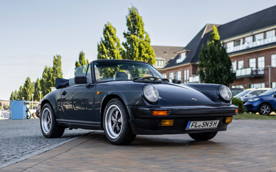 Porsche 911 Carrera 3.2 Cabriolet (1987), extensive documentation, G-50 transmission, very well maintained condition