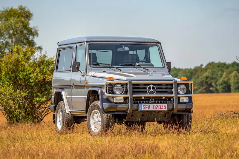 Mercedes-Benz W461 G230 10th anniversary special model (1989)