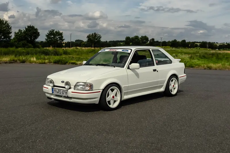 Ford Escort RS Turbo S2 Restored Appraisal Note 1 14.000 € Investment H license plate Approved TÜV (1988)