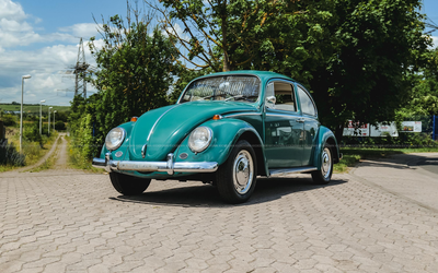 Volkswagen Beetle (1965) in Java green, original and unrestored condition, first owner
