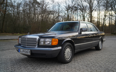 Mercedes-Benz W126 560 SEL in a timeless color combination, with appraisal, imported from the U.S. (1988)
