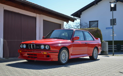 BMW M3 Evo 2 (1988) from 3rd hand with certificate grade 2+, only 99.000km, complete checkbook, one of 500 pieces