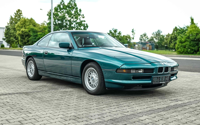 BMW E31 840Ci nur 87.499 km Laufleistung mit Historie "Lagunengrün Metallic/Leder Pergament" Keramikversiegelung Schiebedach (1993)