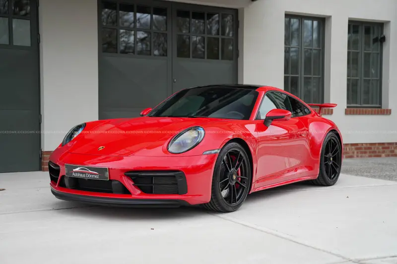 Porsche 992 Carrera GTS