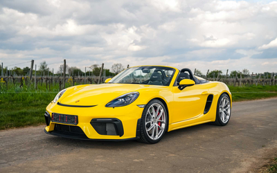 Porsche 718 Boxster Spyder (2023) in neuwertigem Zustand mit Porsche Approved Garantie bis 12/2025, Vollschalensitze, nur 4.900km
