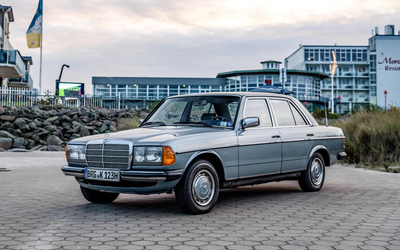 Mercedes-Benz W123 200 Only 88,000 km 3,000 € Investment German first delivery (1983)