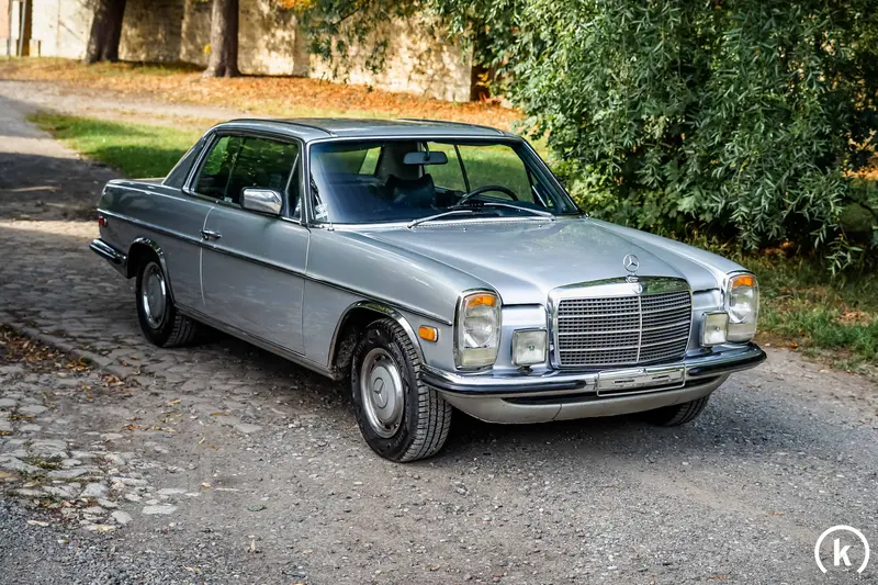 Mercedes Benz W114 280C /8 Central locking e. Window regulator air conditioning servo (1973)