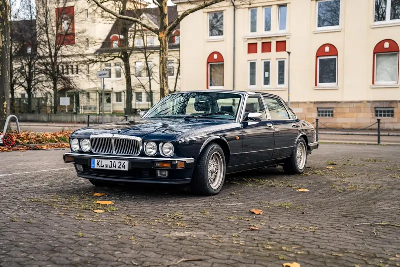 Jaguar XJ 81 6.0 Sovereign JH mit lückenlosem Scheckheft TÜV Nord Sofort-Gutachten (1993)