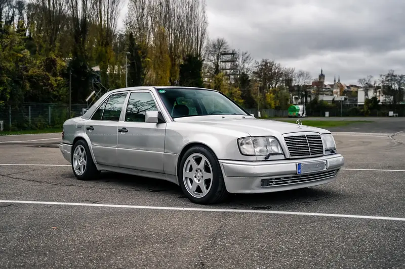 Mercedes Benz W124 E 500 Limited, Umfangreiche Investitionen, Gutachten Note 2, Nur 500 Stück (1994)