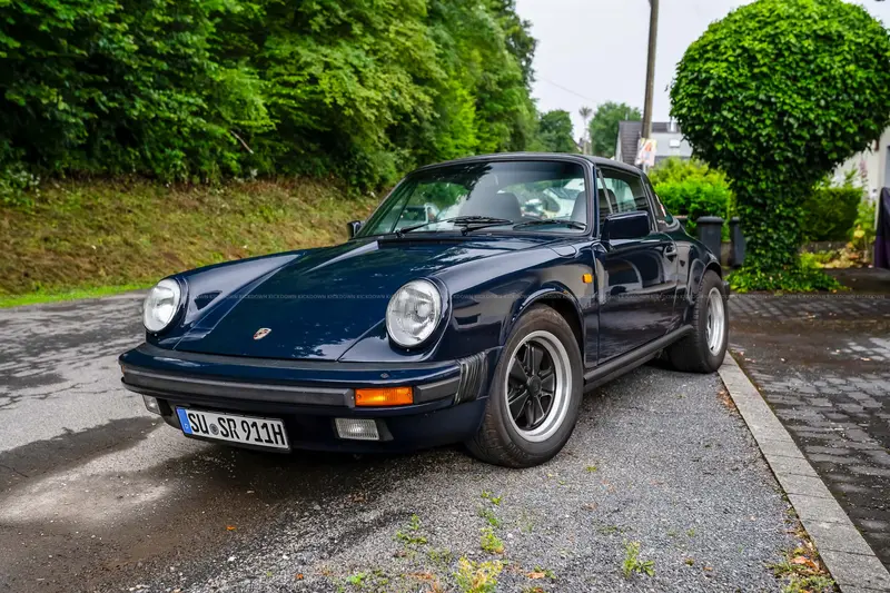 Porsche 911 SC 3.2, H license plate, approx. €35,000 invested, completely repainted