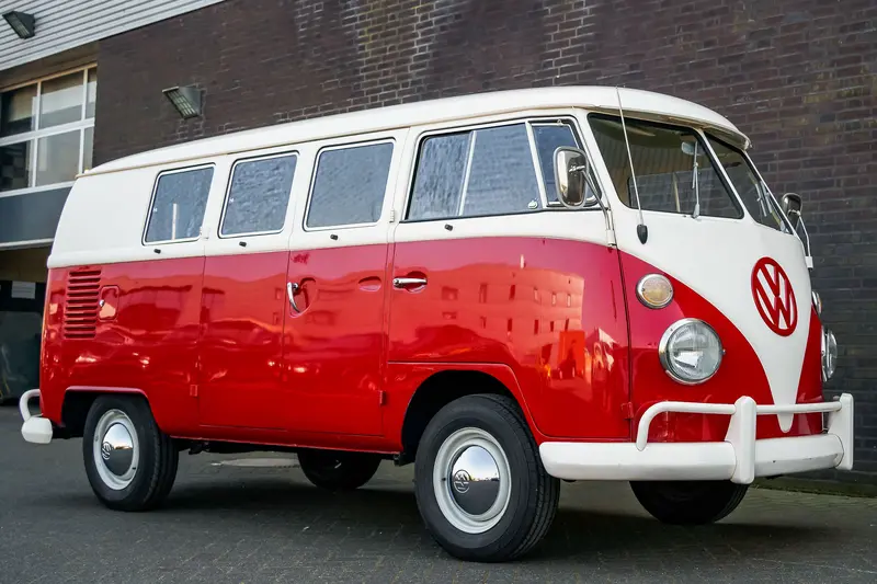 Volkswagen T1 Bulli Bus Weißwand 7-Sitzer 1.5l 42PS (1965)