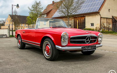 Mercedes-Benz W113 230SL Pagode Signalrot Zustand 2- Historie (1965)