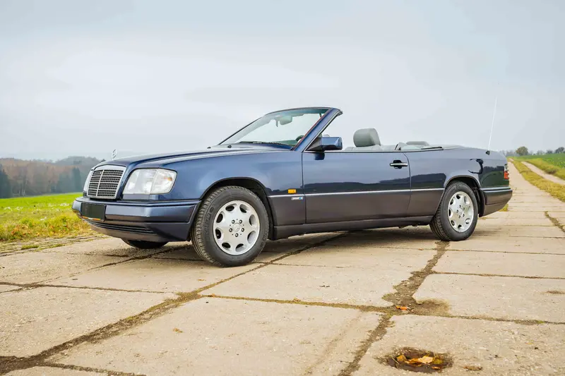Mercedes-Benz W124 E 200 Cabrio Klima Schaltgetriebe Sitzheizung (1994)