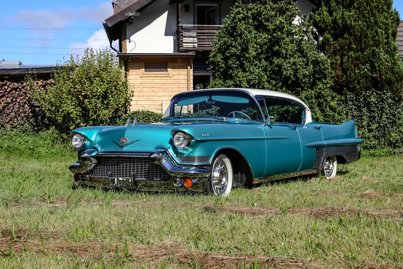 Cadillac Sixty Special Fleetwood restaurierter USA-Import mit hochwertiger Innenausstattung (1957)