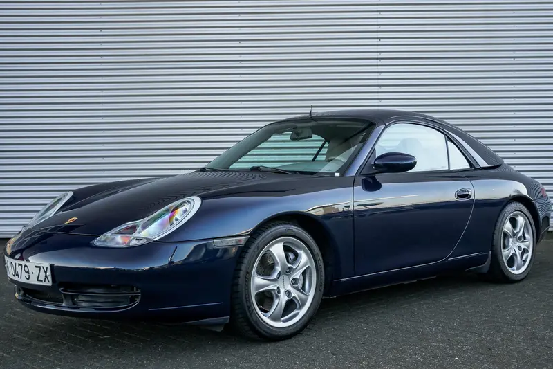 Porsche 911 996 Cabrio 1. Hand Scheckheft (2000)