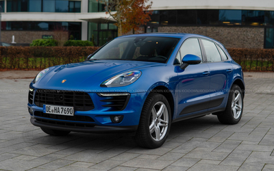 Porsche Macan (2018) with full service history, first owner, very good overall condition, elegant color combination