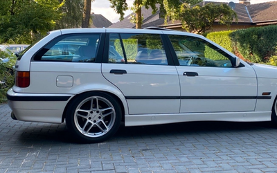 BMW E36 328i Touring (1995)