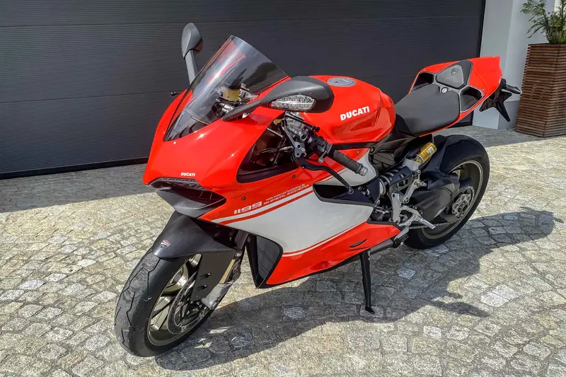 Ducati Panigale Superleggera 1199 ccm Sammlerobjekt mit 857 km Laufleistung nur 500 Stück Weltweit (2017)