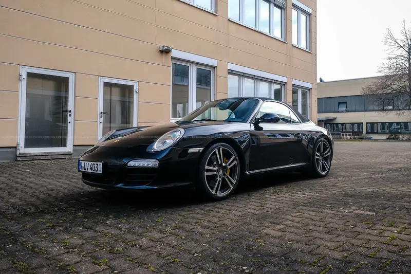 Porsche 997 Carrera S Cabriolet PDK with 77,000km, complete checkbook, new service (2010)