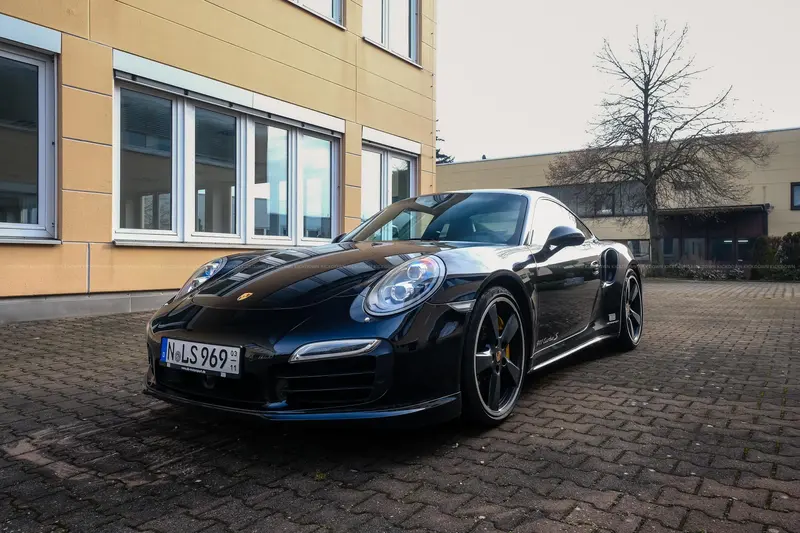 Porsche 911 991 Turbo S from 2nd hand, transmission overhauled, complete checkbook (2015)