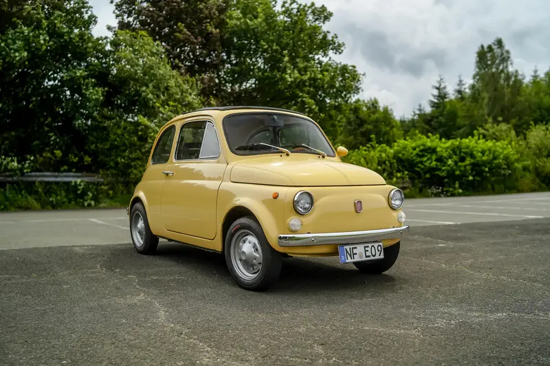 Fiat 500 Teilrestauriert Teillederausstattung Faltdach TÜV bis 2026 Zugelassen (1973)
