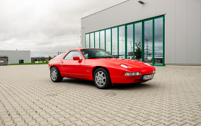 Porsche 928 GT Handschalter mit Wertgutachten der Note 2 (1990)