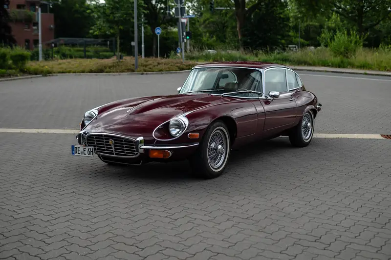 Jaguar E-Type Coupe Accident-free Repaint-free Restored TÜV H license plate Approved Very well-kept condition (1973)