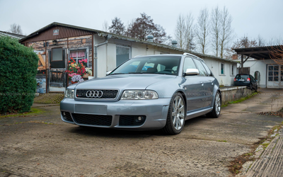 Audi RS4 B5 (2001), Avussilber, Scheckheft, Gewindefahrwerk, sehr gepflegt